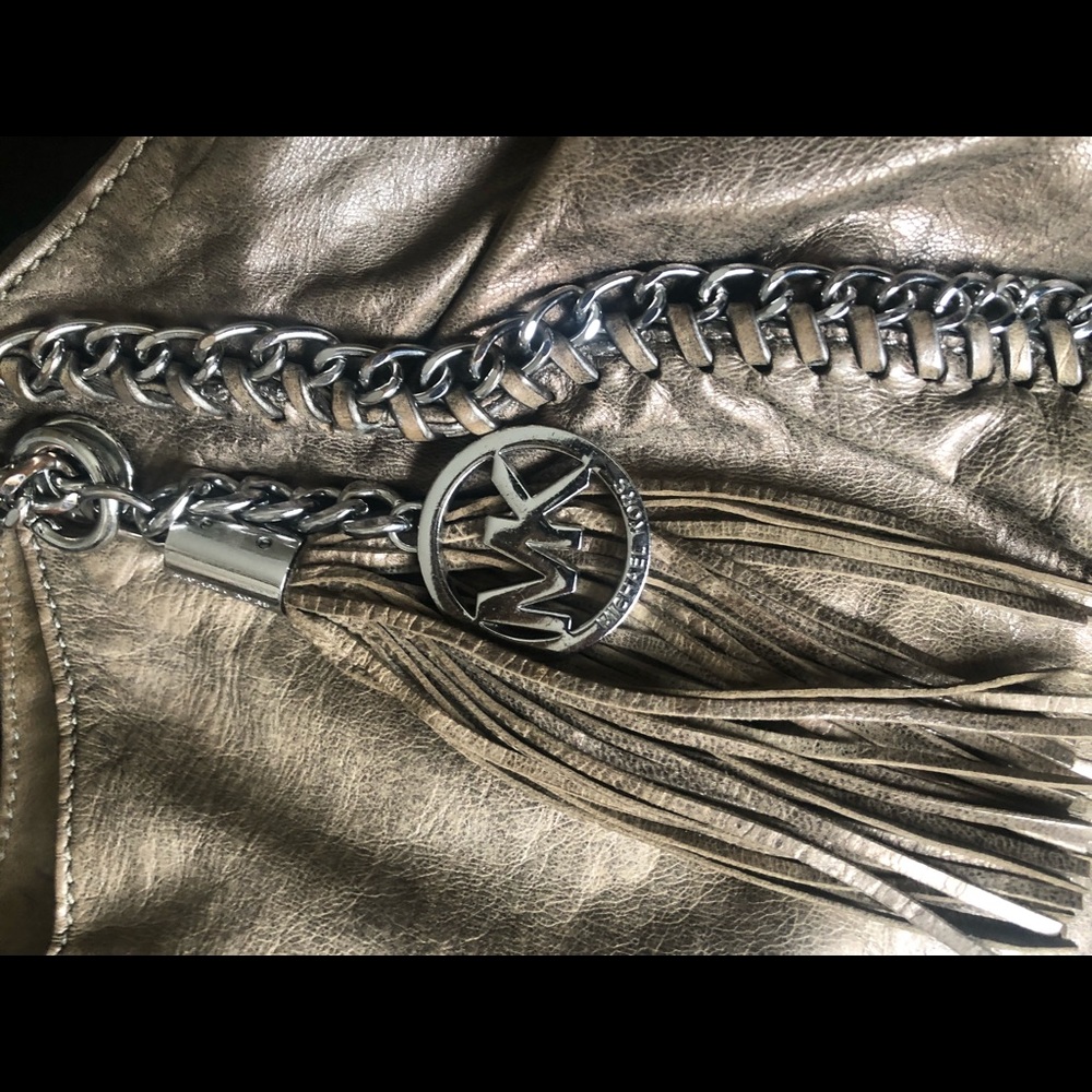 Grey leather Michael Kors purse - Picture 3 of 8